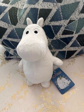 Moomin Moomintroll 8in plush, NWT